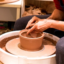 throwing pottery debra griffin dag